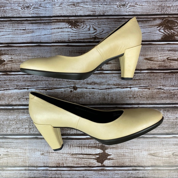 NEW! ECCO Shape 55 Plateau Beige Block Heel Sz 7.5 - Picture 7 of 9